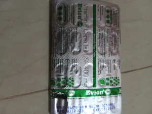 Vitamin e capsule for face